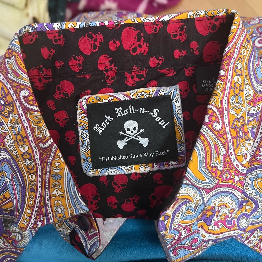 Vibrant Paisley Button Down Shirt with contrasting print at collar and cuffs. - Picture 5 of 6
